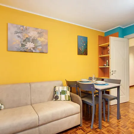 Apartament Maison De Doi -